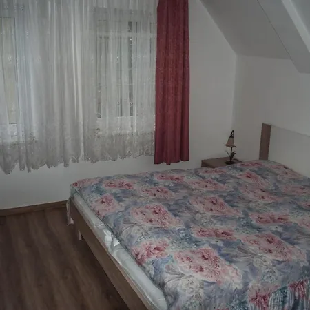 Muldental Grossbothen 公寓